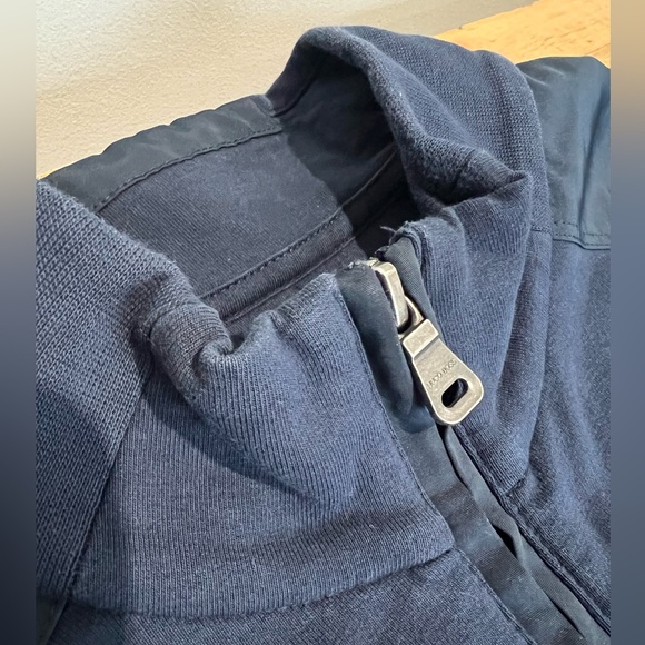 Hugo BOSS Full Zip sweater - Men’s Large - Picture 4 of 8